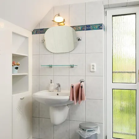 Holiday home Holiday Lavender By Interhome