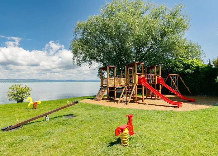 펜션 Lavender By Interhome 벌러토뇌쇠드