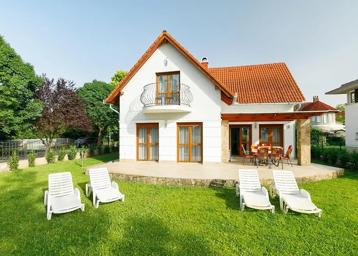 Lavender By Interhome *